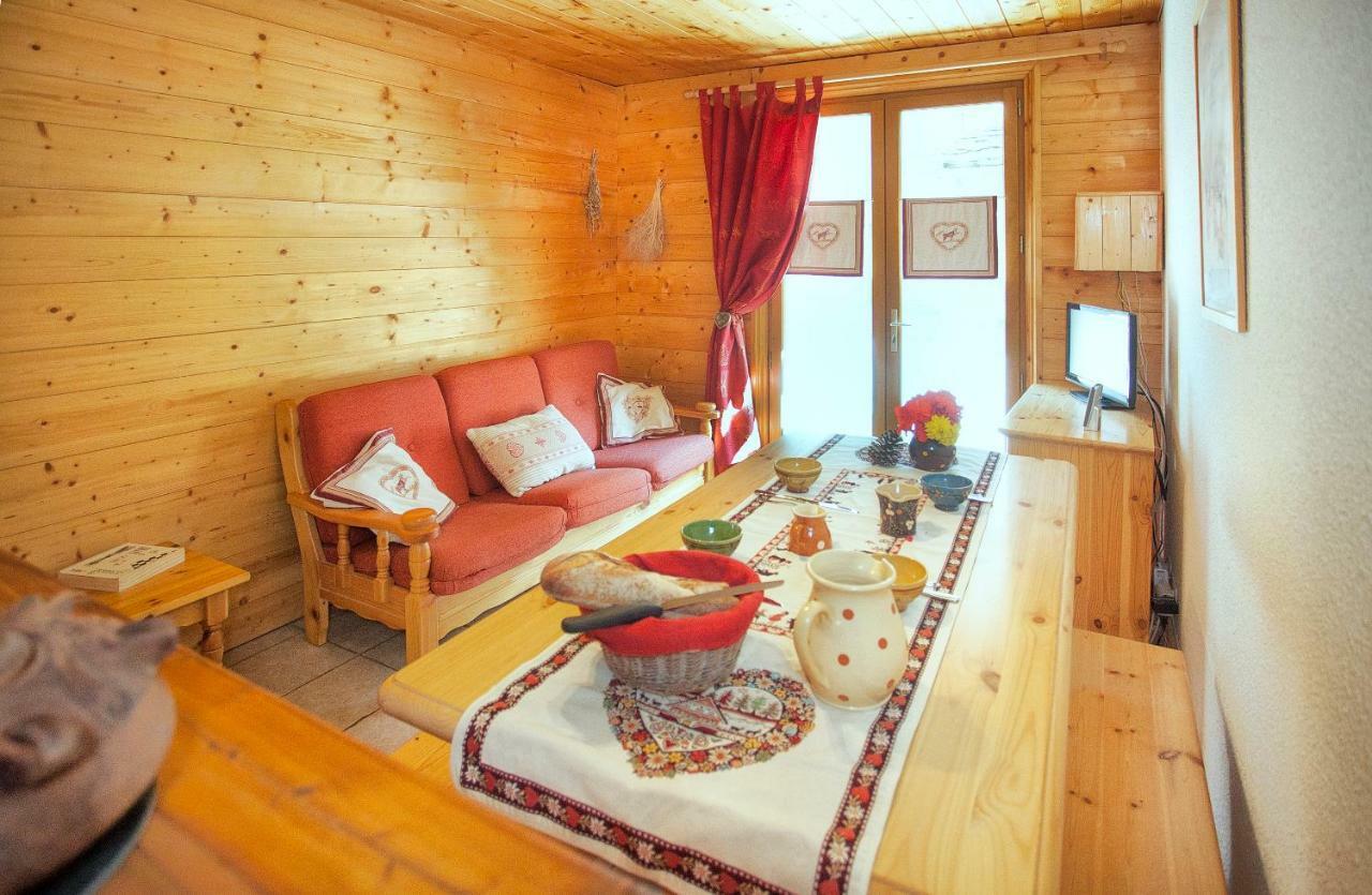 Chalet L'Etagne Бессан Екстер'єр фото